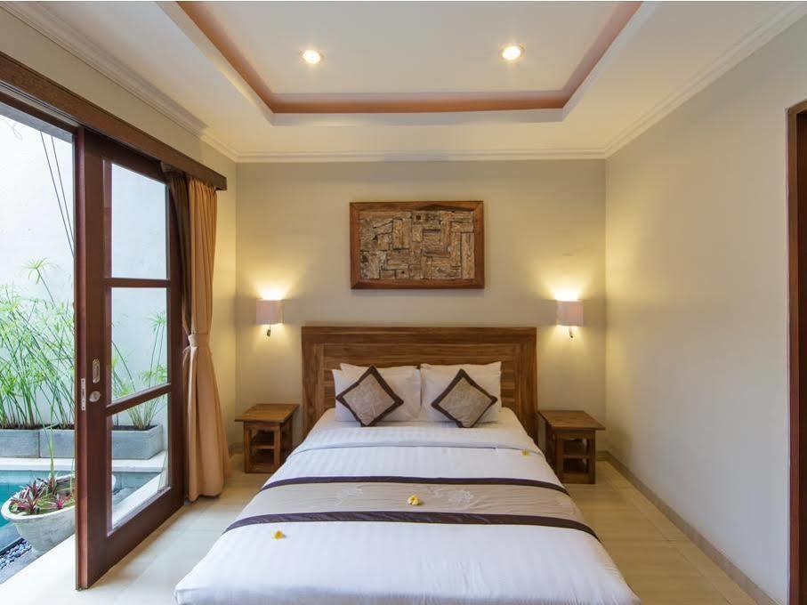 White Lotus Villas Seminyak Zewnętrze zdjęcie