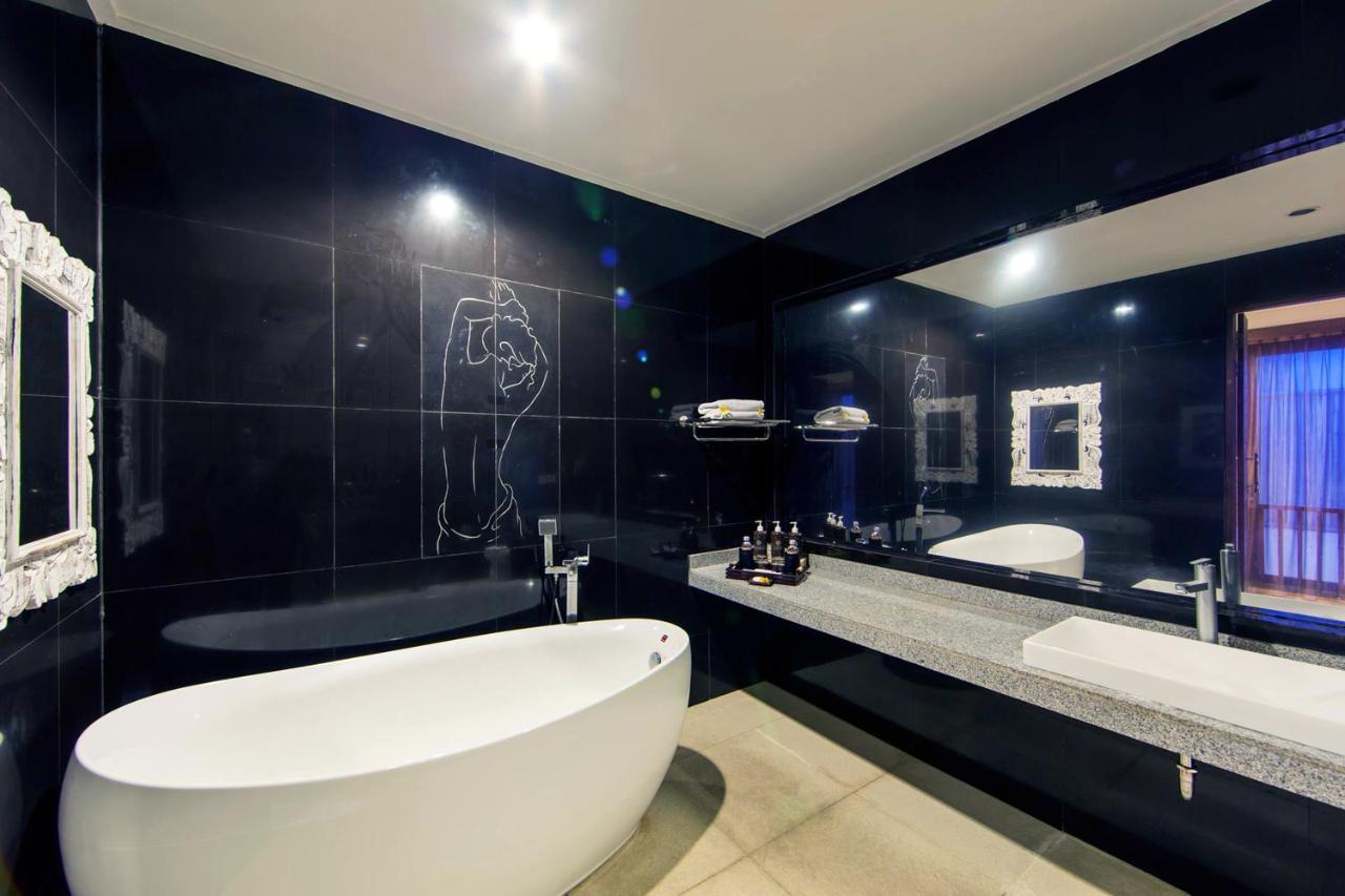 White Lotus Villas Seminyak Zewnętrze zdjęcie