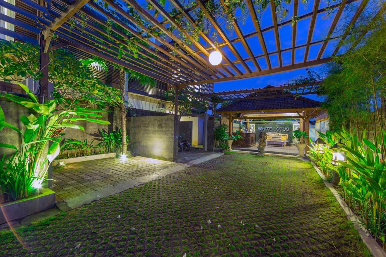 White Lotus Villas Seminyak Zewnętrze zdjęcie