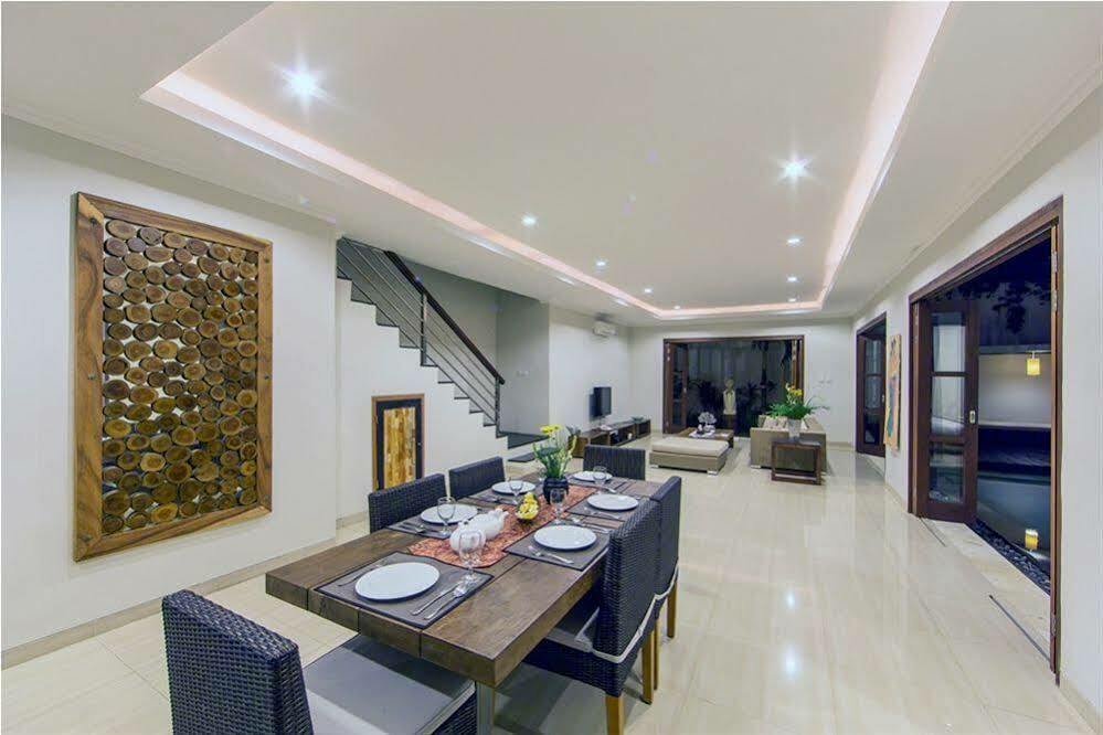White Lotus Villas Seminyak Zewnętrze zdjęcie